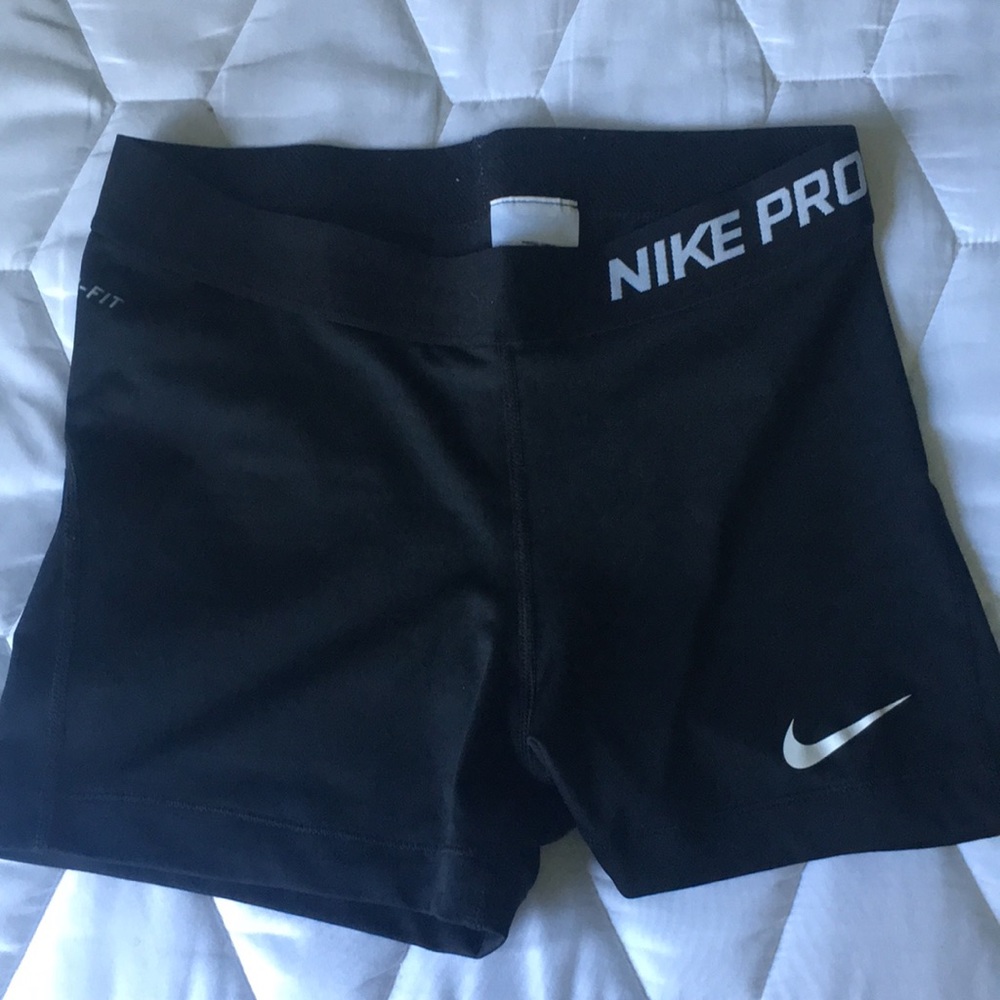 Pre-owned Nike Pro Black Shorts